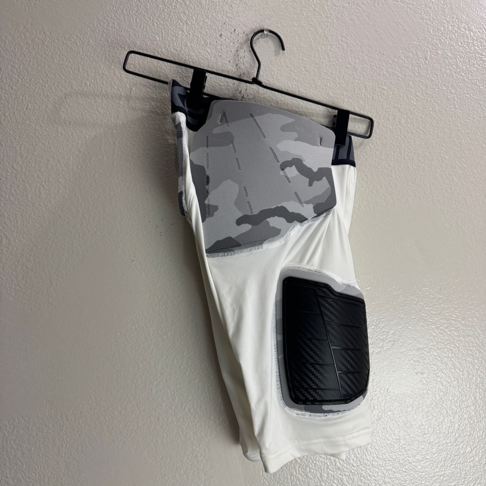 Nike Pro Hyperstrong Compression Shorts Padded Size Small - Picture 3 of 7